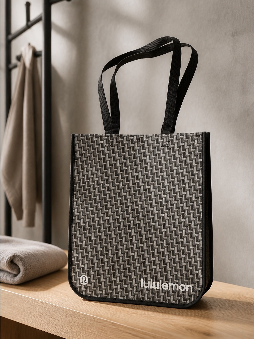 NWT Lululemon Large Reusable Gift Bag Gray & Cream Geometric Design